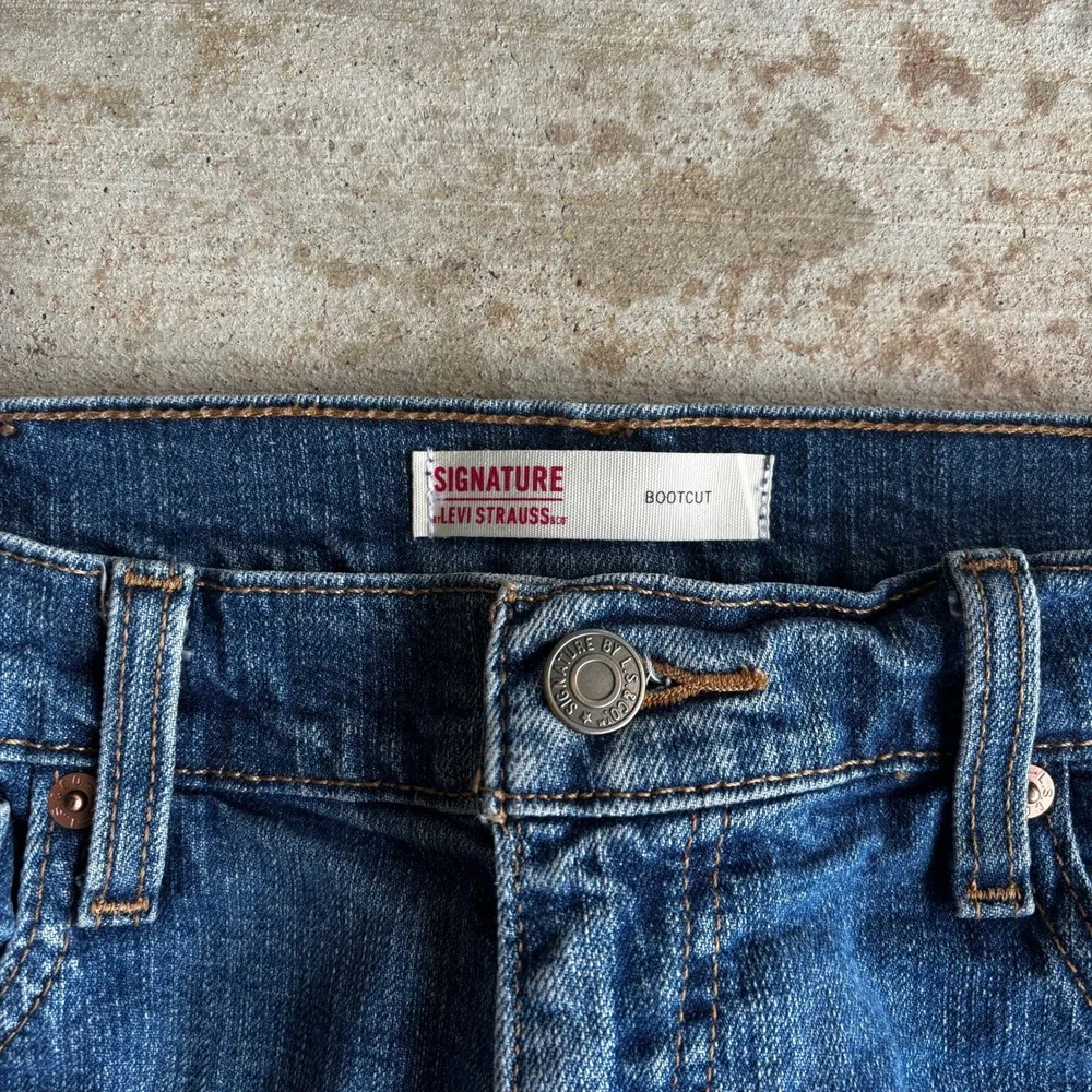 Signature by Levi Bootcut Jeans Mens 32x32 Blue Denim Medium Wash Western Y2K